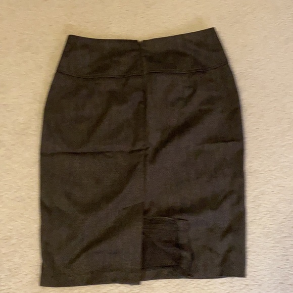 NY&Co skirt - Picture 2 of 2
